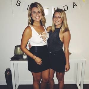 Meet your Posher, Adella